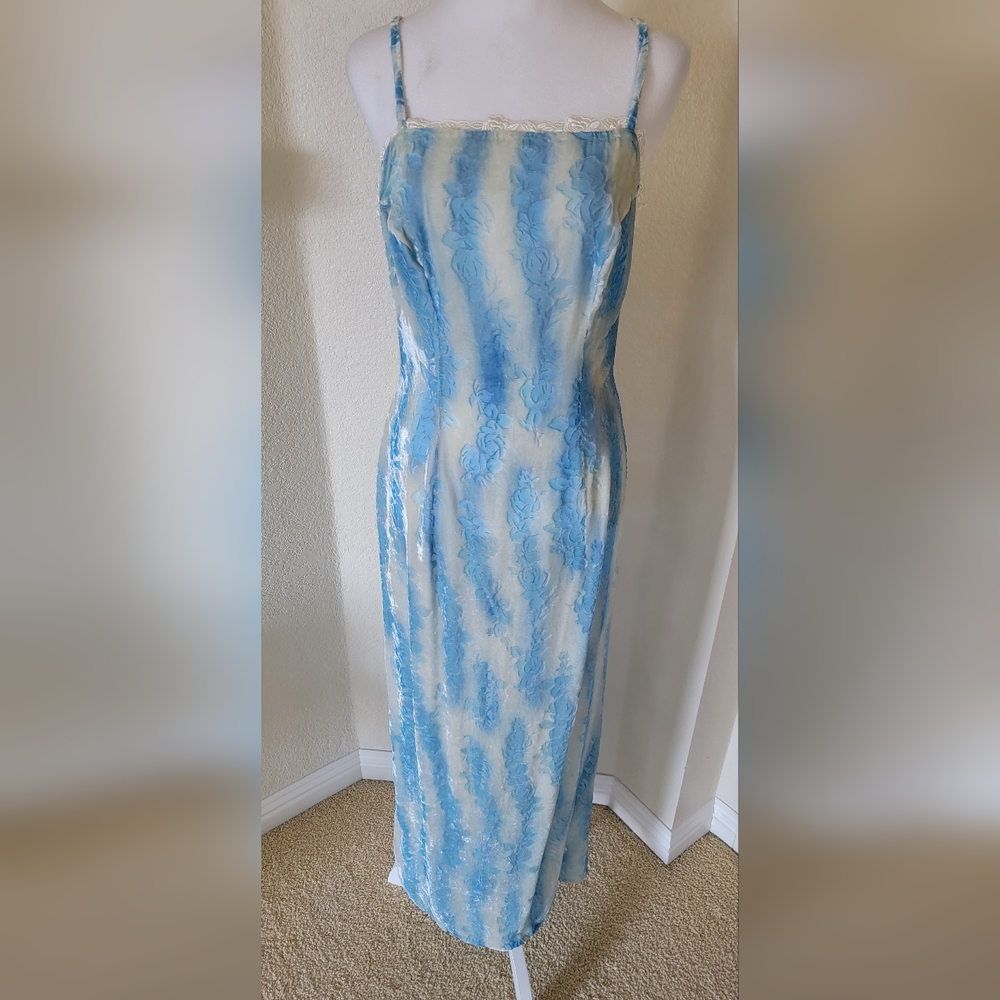 Custom-made Turquoise Velvet Dress, size Medium - Picture 3 of 6
